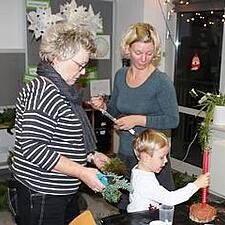 Igen fuldt hus til julestuen på Bredsted Danske Skole.
Elever fra femte klasse spillede teater, og&hellip;