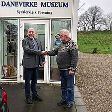 VAGTSKIFTE PÅ MUSEET
I dag fik vores nye museumsleder pr. 1. februar Lars Erik Bethge overdraget&hellip;