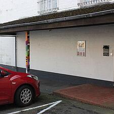 Strikkegrafitti foran SSF Flensborg Amt som optakt til Sydslesvigs Strikkefestival LØRDAG DEN 7.&hellip;