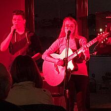 Knocking on Tating´s dør. Super stemning med Helene Nissen.
Vestkystkultur prøvede noget nyt i&hellip;