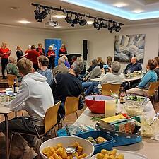 SSF Slesvig havde inviteret børn, ung og ældre til julebuffet på Slesvighus. 35 medlemmer og gæster&hellip;