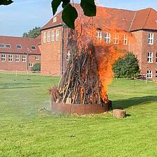 MINI-SANKT-HANS-FEST
Tirsdag den 23. juni kl. 18:30 på Uffe-Skolens idrætsplads.
Der kan kun købes&hellip;