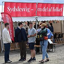 MINDRETALLET PÅ FOLKEMØDET
Så åbnes Folkemødet på Bornholm. Mindretallet er igen repræsenteret i&hellip;