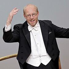 GYMNASIEKORKONCERT: DVORÁKS "STABAT MATER"
onsdag 20. marts kl. 20, Idrætshallen, Flensborg
&hellip;