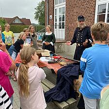 "LET SOM EN FJER" - FRA HISTORIE TIL EVENTYR
SSFs Gottorp Amt har givet Danevirke Museum ord på at&hellip;