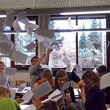 HELDIGE VINDERE FUNDET 
Krea-holdet på Jørgensby-Skolen i Flensborg trak lod blandt de korrekte&hellip;