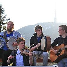 ALMOST IRISH slutter årets Vestkystkultur
Lørdag 25. april kl. 20 - Hans-Helgesen-Skolen,&hellip;