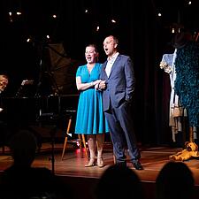 STEMNINGSFULDE MELODIER MED KABARET NOSTALGI
Torsdag den 2. november opførte Opera på Grænsen 2&hellip;