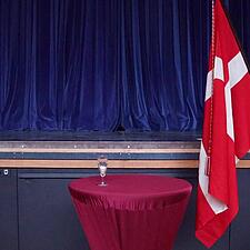 NYD NYTÅRSKUREN NU

Velkommen til SSF Husum og omegns nytårskur med tale ved Chr. Dirschauer og&hellip;