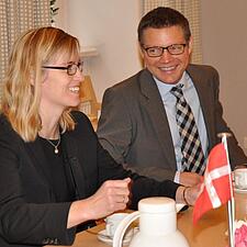 Region Syddanmarks formand Stephanie Lose og afdelingschef Thomas Dyhr Vestergaard fra Sekretariatet&hellip;