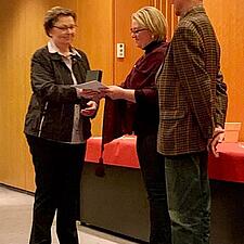 TILLYKKE, GITTE!

Gitte Hougaard-Werner, første næstformand for SSF og sydslesvigsk ildsjæl, fik i&hellip;