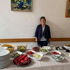 SSF Skovby’s forkvinde Inge havde styr på sommerfesten i Hærvejshuset👍🏻👌🏻
