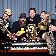 JAZZ på FLENSBORGHUS - WonderBrazz
Torsdag den 1. december kl. 20 - Flensborghus, Flensborg

Sang,&hellip;