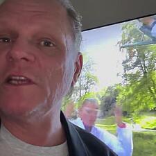 SIGURD FORTÆLLER OM NATURVIDENSKAB
TEATERKONCERT FOR HELE FAMILIEN
Med orkester, dansere,&hellip;