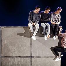 DANSETEATER
ONE
Mandag den 17. februar, kl. 20 - Husumhus, Husum
 
Med en funklende ny&hellip;