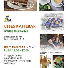 SÅ ER VI IGEN HELT KLAR
- TIL UFFES KAFFEBAR!