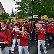 JA; DET REGNEDE, MEN HVOR STYREDE DE UNGE BARE FOR VILDT PÅ FRILUFTSMØDET I FLENSBORG