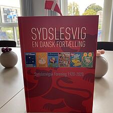 SSF`S JUBILÆUMSBOG. FÅ DEN PÅ DIT SEKRETARIAT !