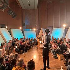 Dejligt teater for 4. til 6. Klasse i husumhus