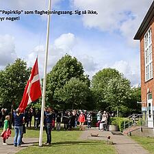 PAPIRKLIP SOM FLAGSANG OG RUNDBOLD MELLEM TALERNE

Kom ikke her og sig traditionsbundne! Årsmødet i&hellip;