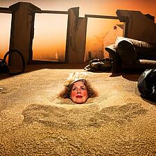 Glade dage - En absurd og tragikomisk klassiker!

Lørdag den 28. februar er Folketeatret på besøg i&hellip;