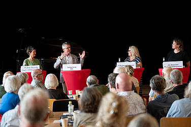 Debat på Flensborghus: Hvor åbent må mindretallet være?