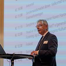 DEBAT OM BINDESTREGSIDENTIET 
“Forudsætningen for at ville de andre er netop ikke at opgive sig&hellip;