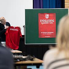 GENERALKONSULENS FØRSTE MØDE I HOVEDSTYRELSEN
I går holdt SSFs Hovedstyrelse møde på Jaruplund&hellip;