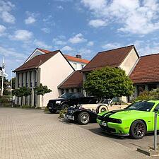 Den lokale gade- forening “Pro Lollfuß” afholdt en Oldtimer tur med mellemstop på Slesvighus . 👍