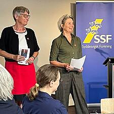 Årsmøderne i Sydslesvig 2022. Distriktforkvinderne for SSF Frederiksberg og SSF Slesvig, Helga Light&hellip;
