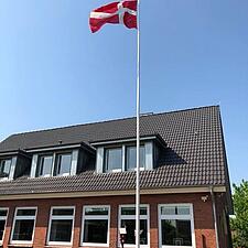 Årsmøde i Treja. Rigtig mange gæster i højt humør var mødt op for at nyde samværet blandt de danske&hellip;
