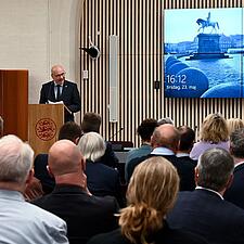 FOLKETINGET HOLDT "GÅ-HJEM-MØDE" OM MINDRETALLET OG GRÆNSELANDET
Tirsdag stod det danske mindretal&hellip;